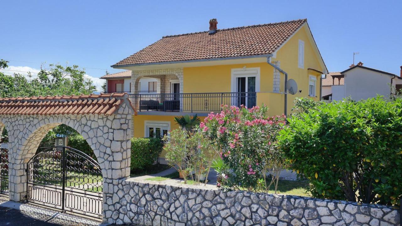 Holiday House Holek Šilo Екстериор снимка